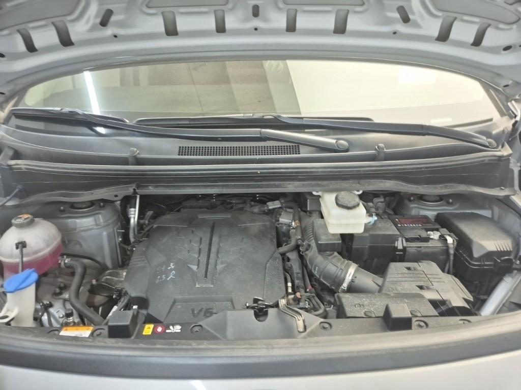 HYUNDAI Staria - Vista 5