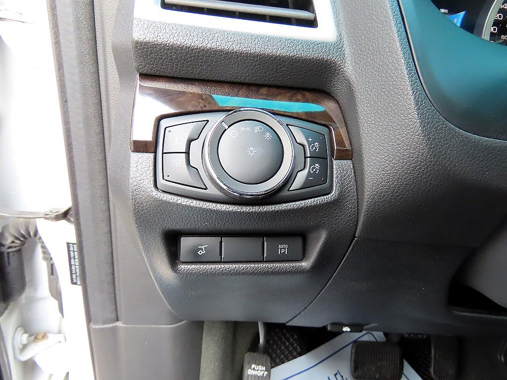 Ford Explorer - Vista 12