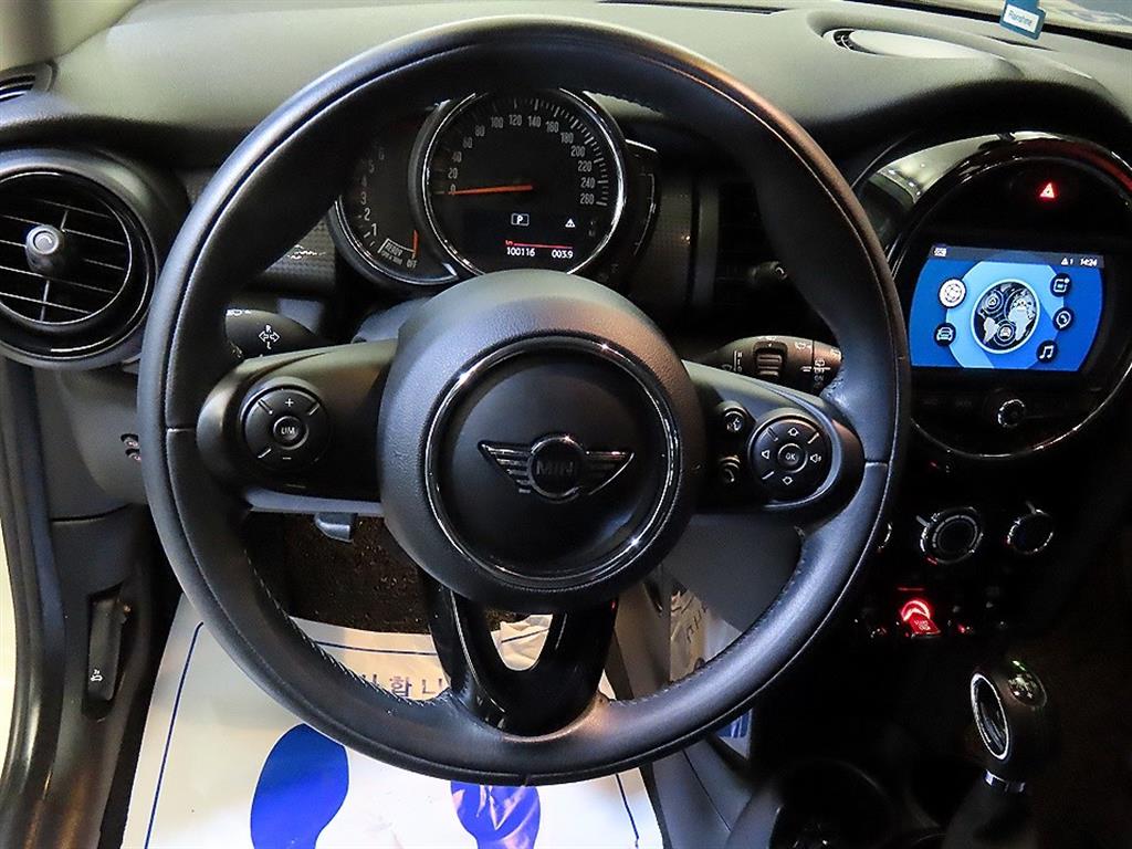 Mini Cooper - Vista 8