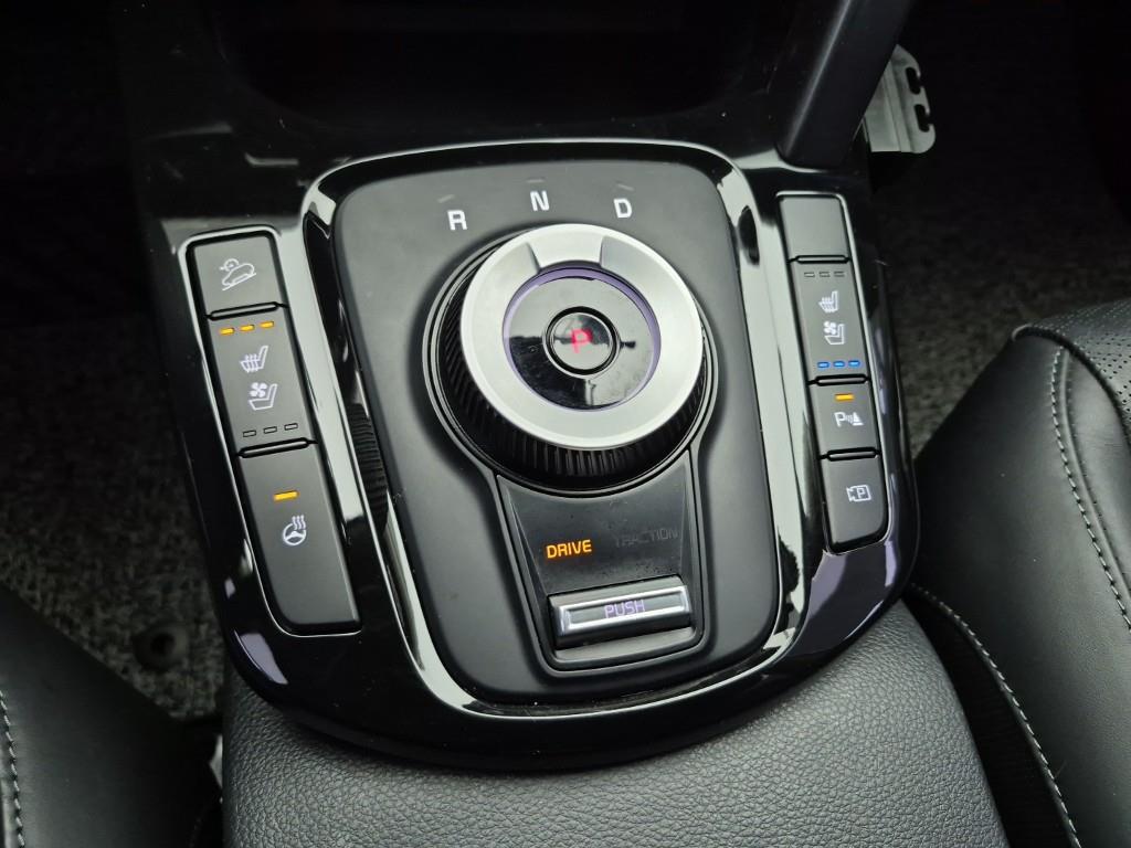 KIA Seltos - Vista 8