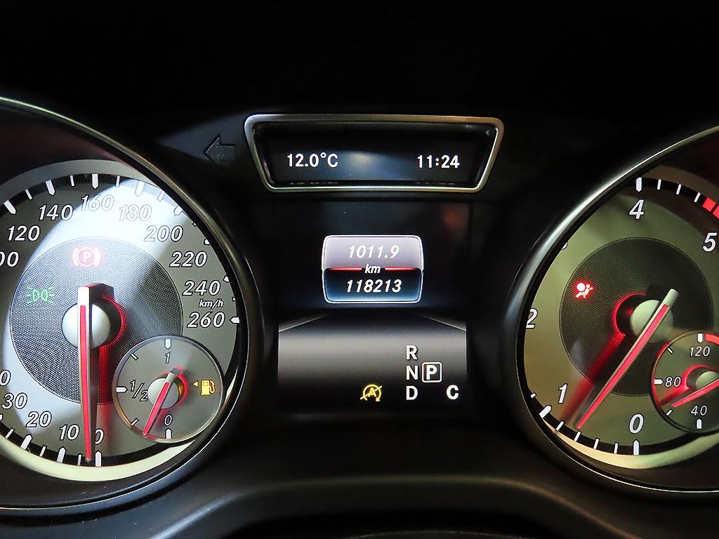 Mercedes Benz CLA Class - Vista 9