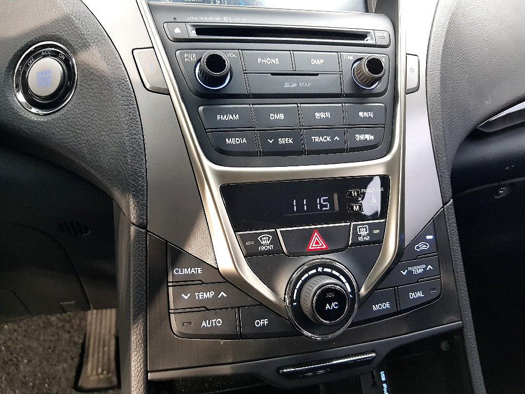 HYUNDAI Grandeur - Vista 12