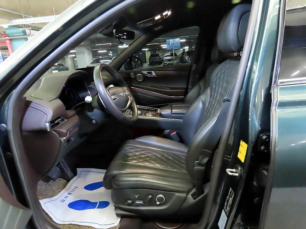 Genesis GV80 - Vista 6