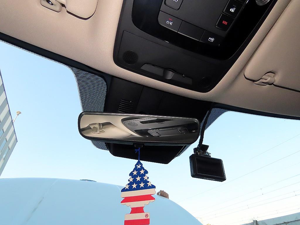 KIA Carnival 2021 the color of pearl - Importación desde Corea - HF Imports Iquique - Foto 16