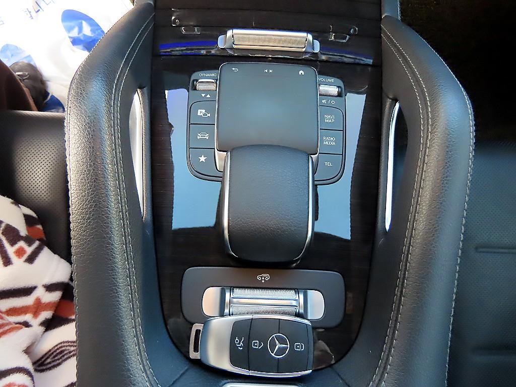 Mercedes Benz GLE Class - Vista 12