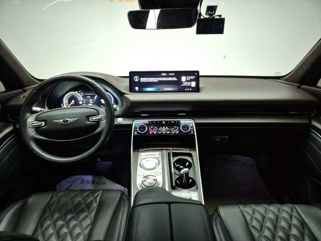 Genesis GV80 - Vista 7