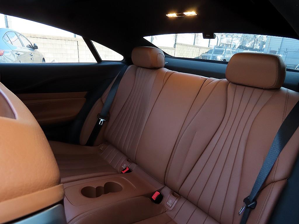 Mercedes Benz E class - Vista 6