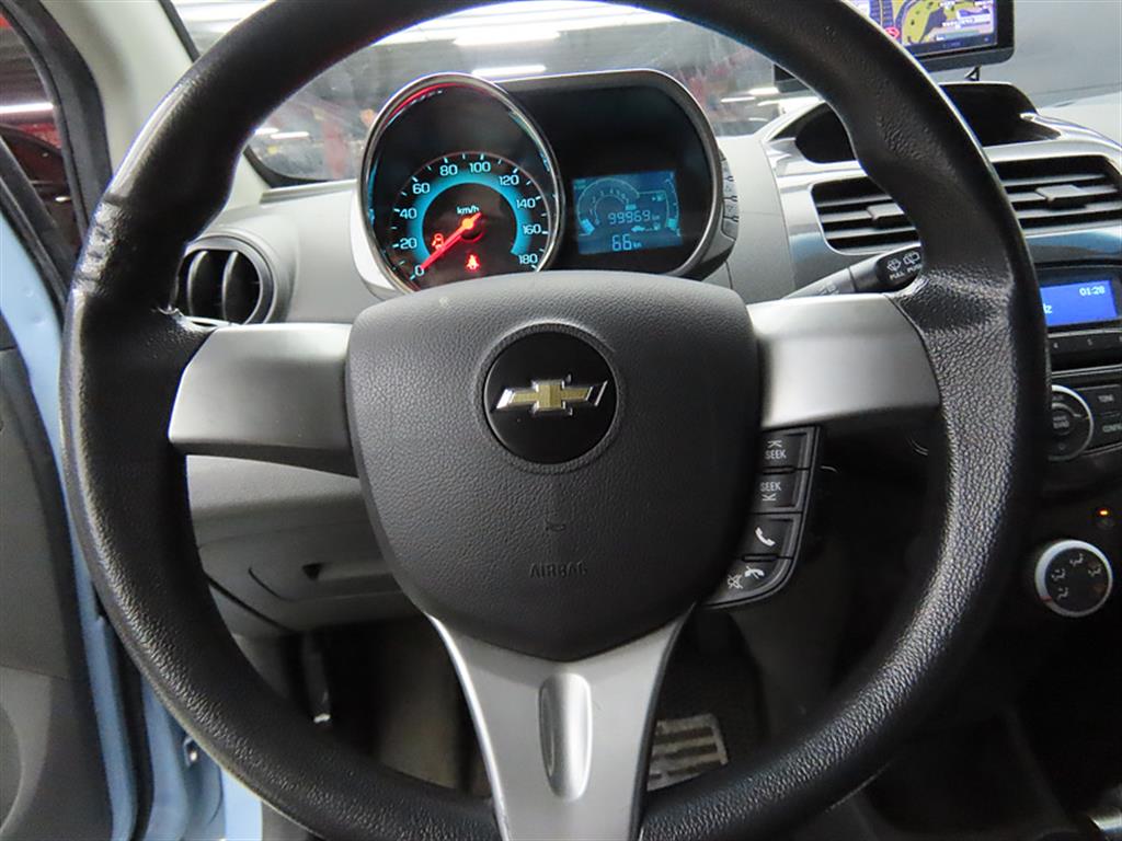 Chevrolet Spark - Vista 8
