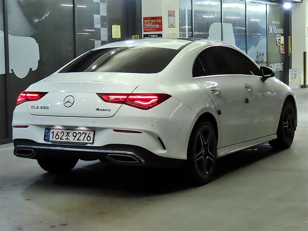 Mercedes Benz CLA Class - Vista 4