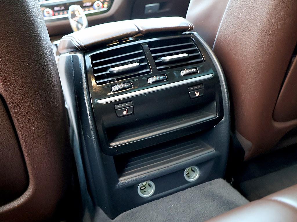 BMW 5 Series 2018 Negro - Importación desde Corea - HF Imports Iquique - Foto 10