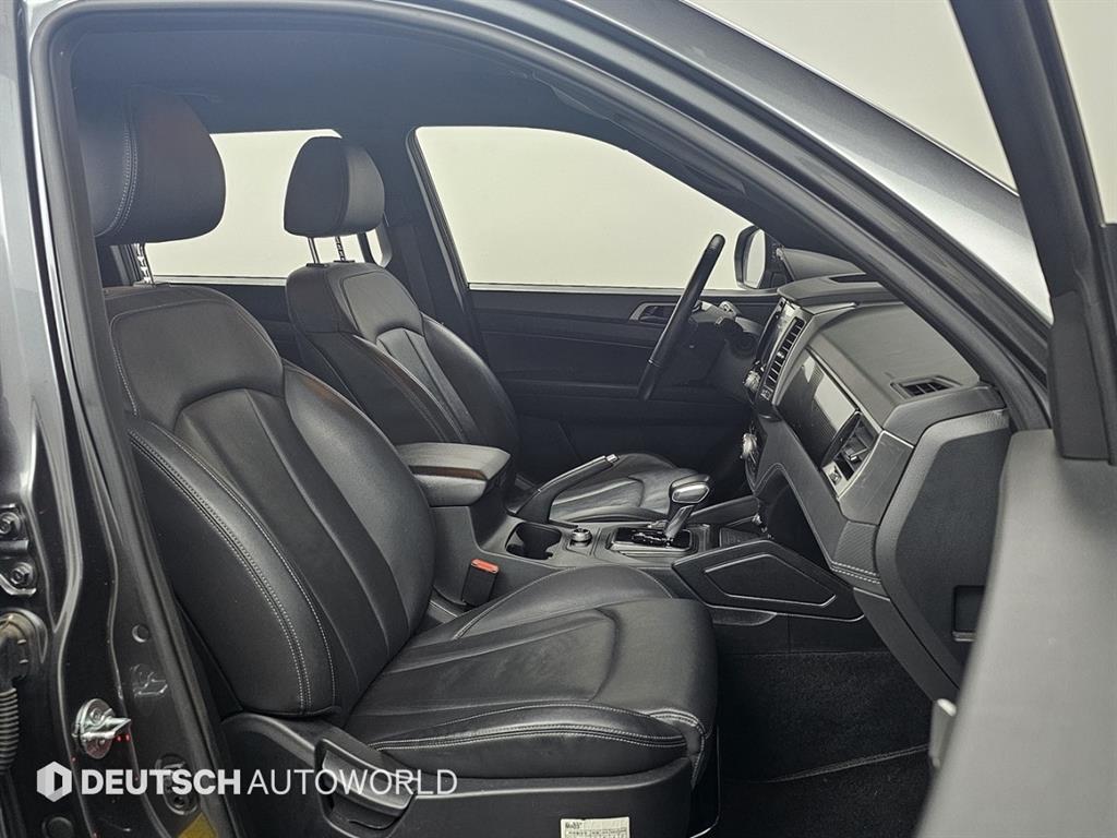 Ssangyong Rexton - Vista 10