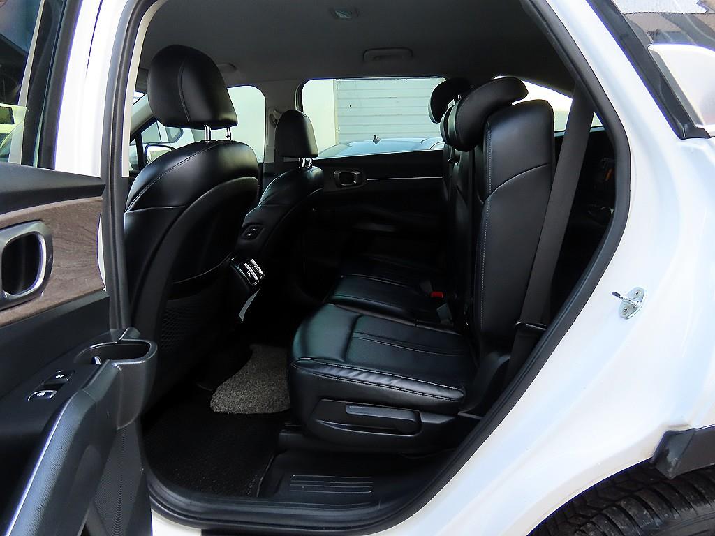 KIA Sorento - Vista 6