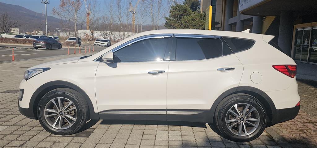 HYUNDAI Santa Fe - Vista 6