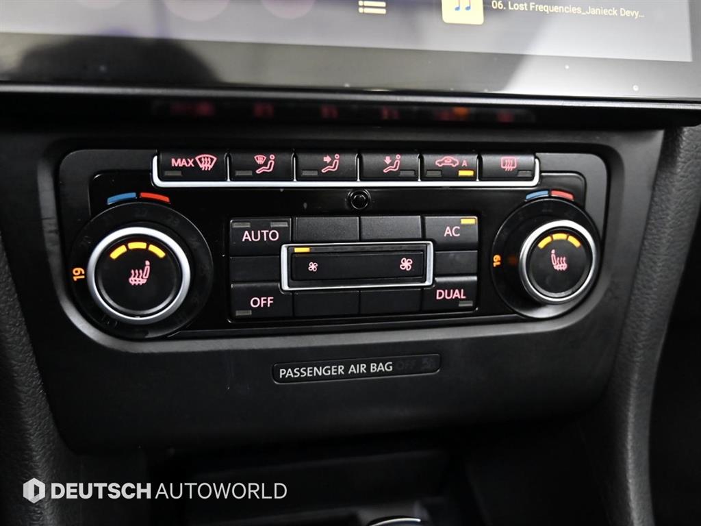 Volkswagen Golf 2012 Negro - Importación desde Corea - HF Imports Iquique - Foto 17