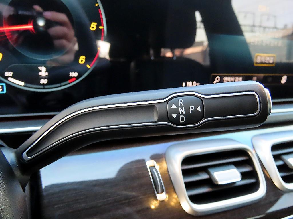 Mercedes Benz GLE Class - Vista 11