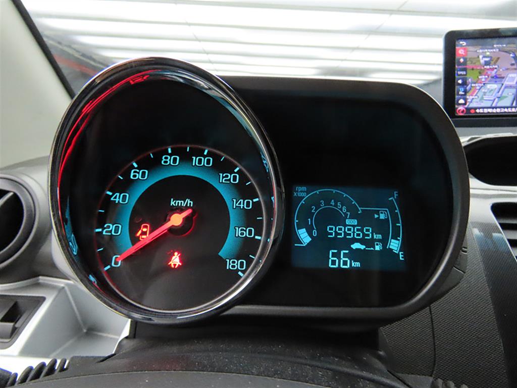 Chevrolet Spark - Vista 9