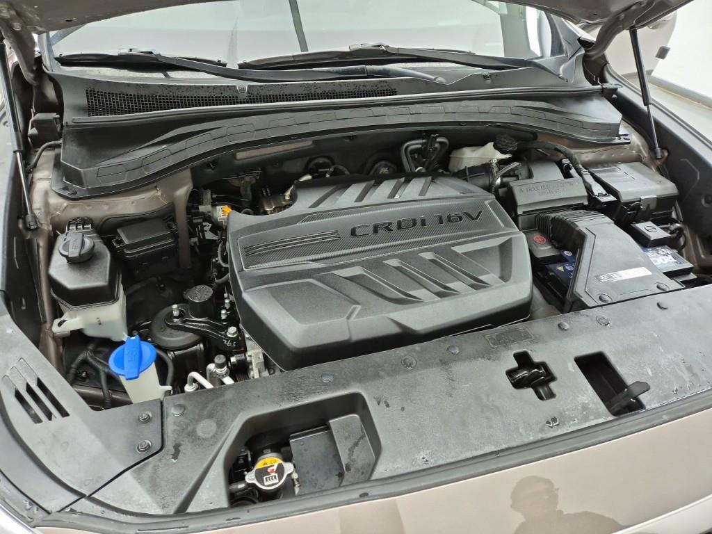 HYUNDAI Santa Fe - Vista 6