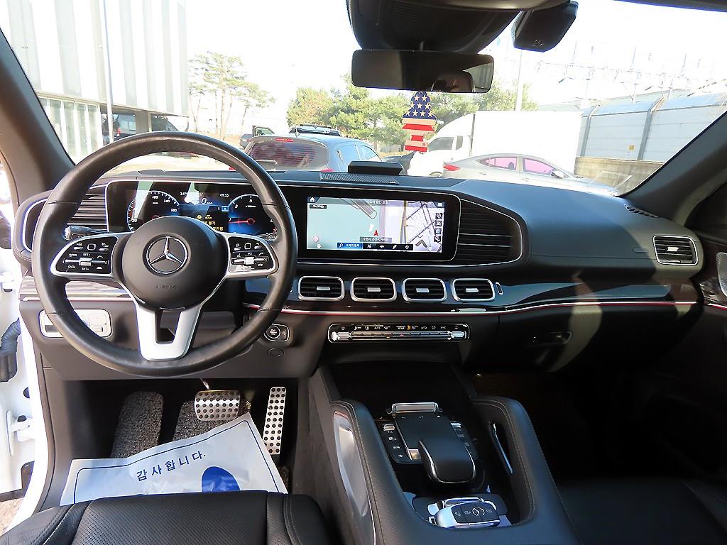 Mercedes Benz GLE Class - Vista 7