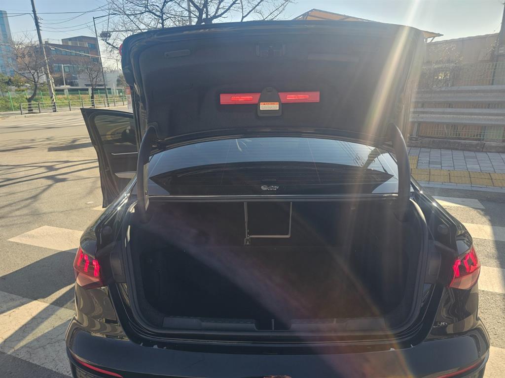 Audi A3 2023 Negro - Importación desde Corea - HF Imports Iquique - Foto 19