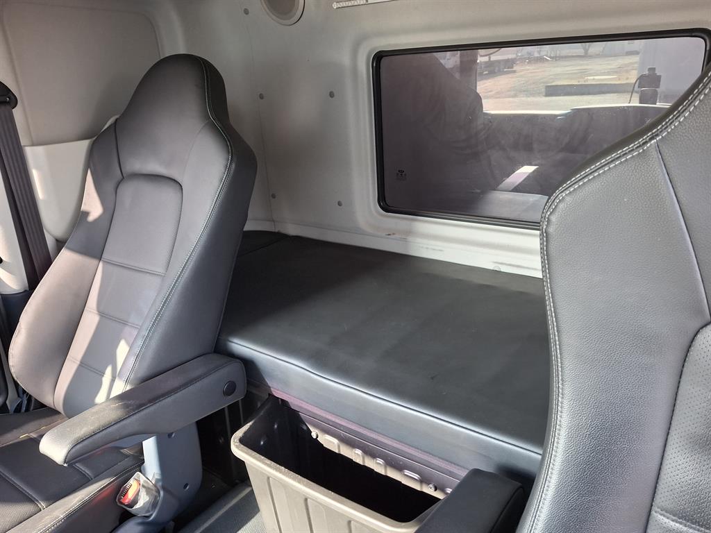 medium and large cargo truck 2023 Café - Importación desde Corea - HF Imports Iquique - Foto 16