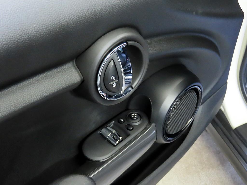 Mini Cooper 2019 Blanco - Importación desde Corea - HF Imports Iquique - Foto 13