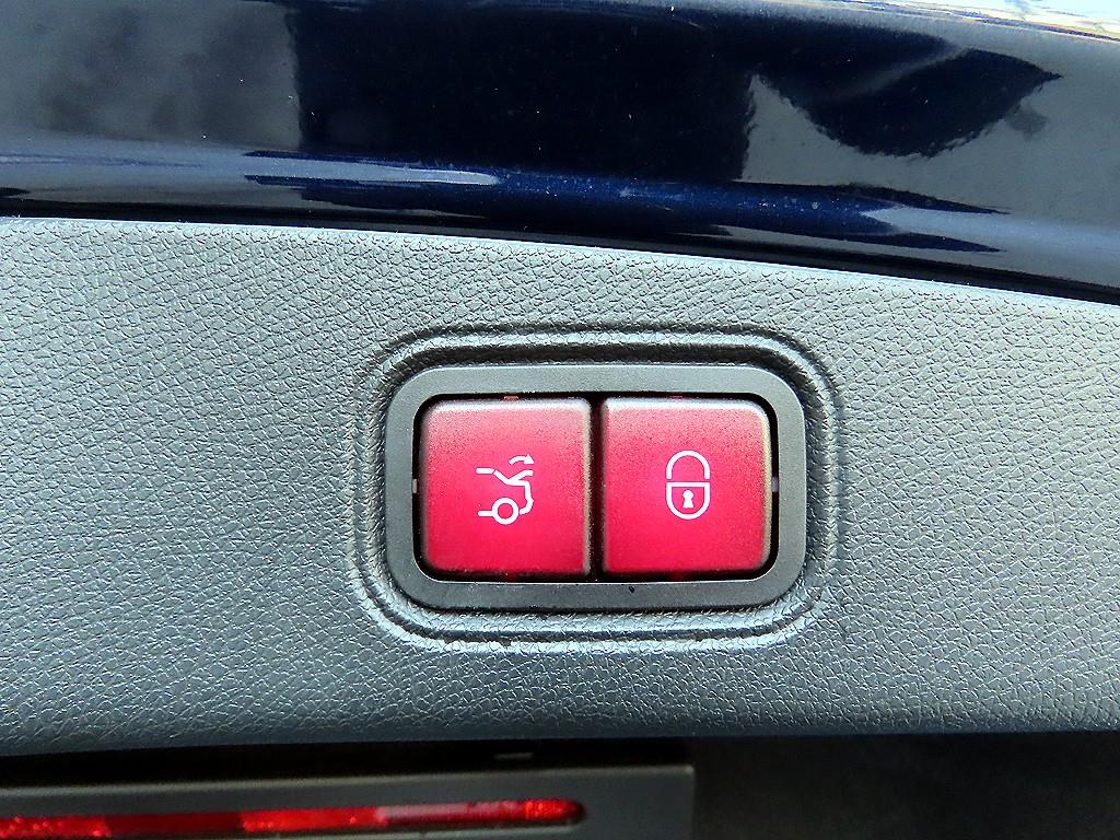 Mercedes Benz E class 2019 Negro - Importación desde Corea - HF Imports Iquique - Foto 16