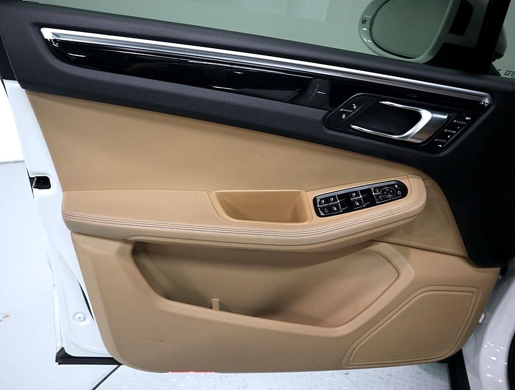 Porsche Macan - Vista 8