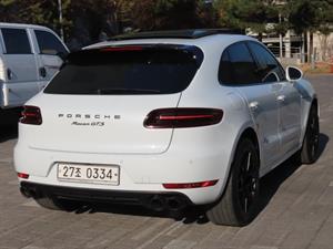 Porsche Macan - Vista 6