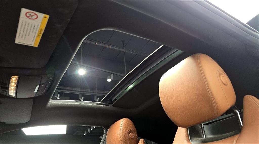 Mercedes Benz C Class 2018 Negro - Importación desde Corea - HF Imports Iquique - Foto 20