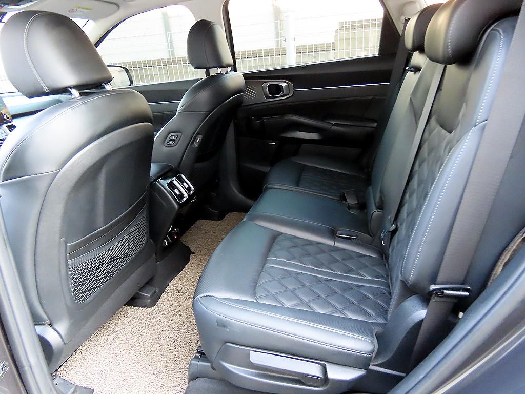 KIA Sorento - Vista 6