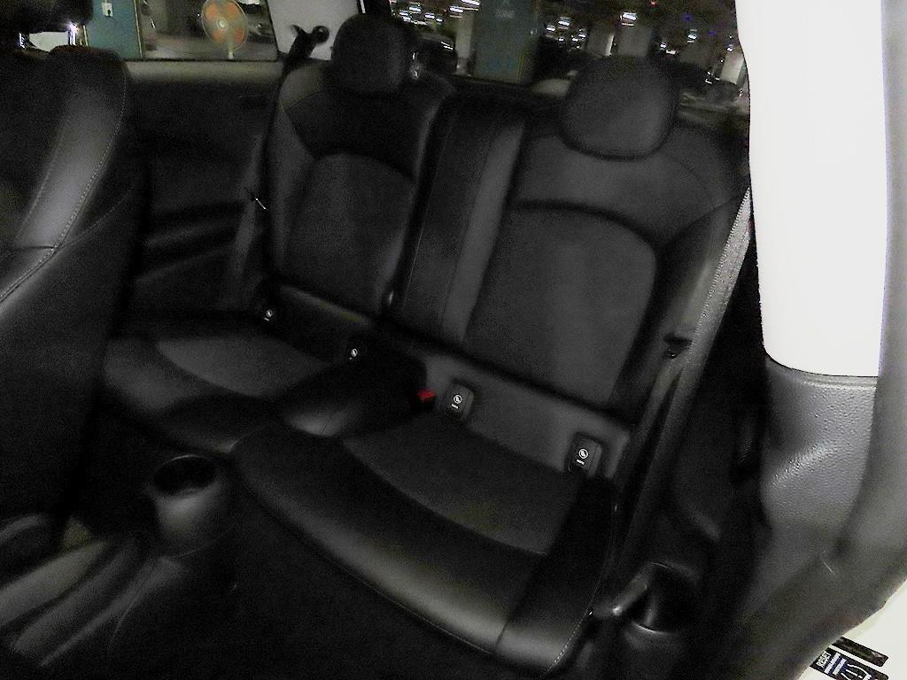 Mini Cooper - Vista 7