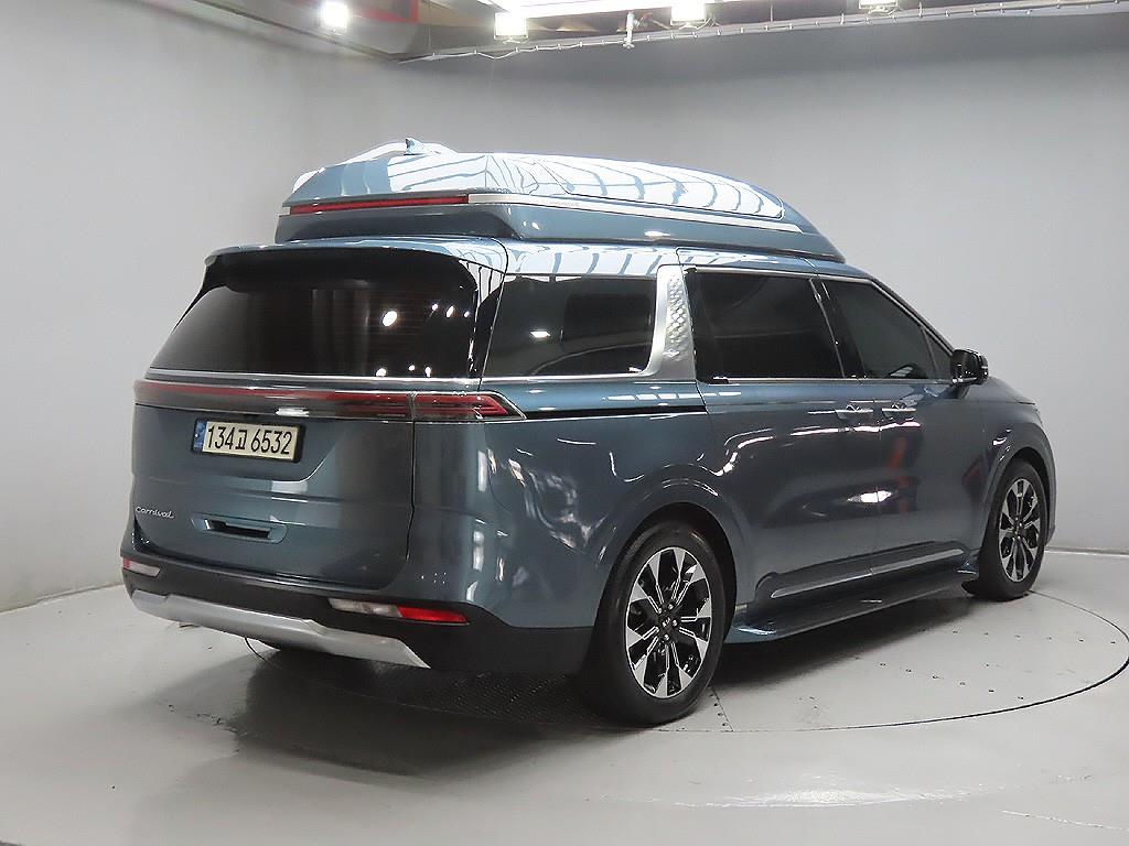 KIA Carnival - Vista 7