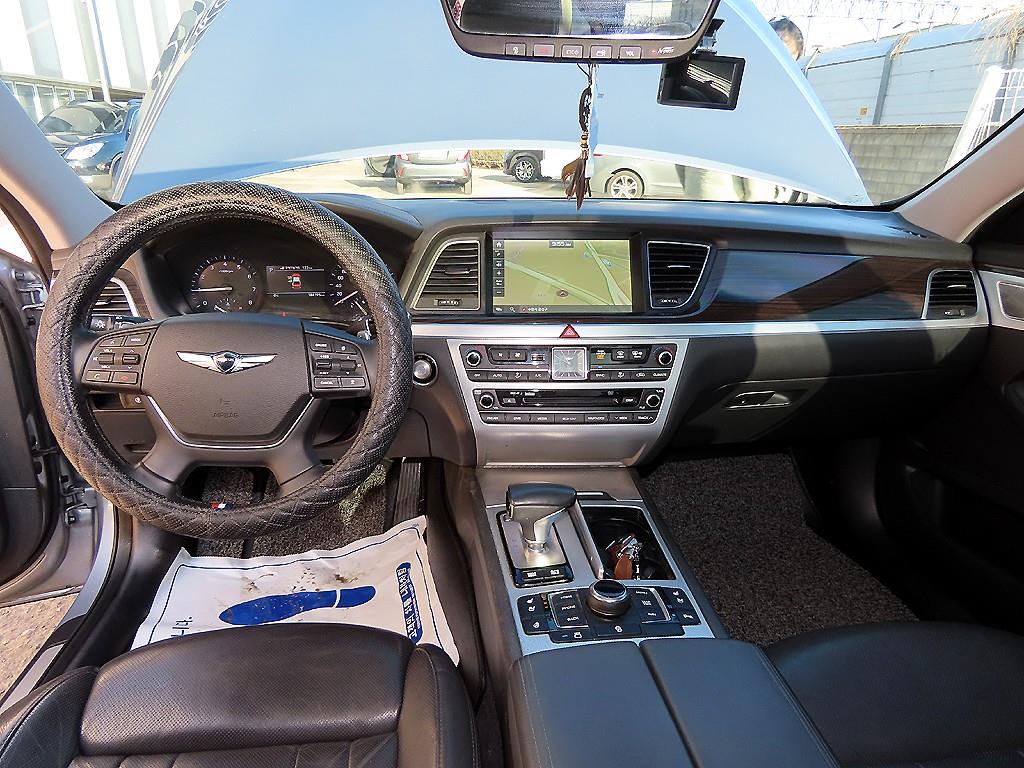 Genesis G80 - Vista 7