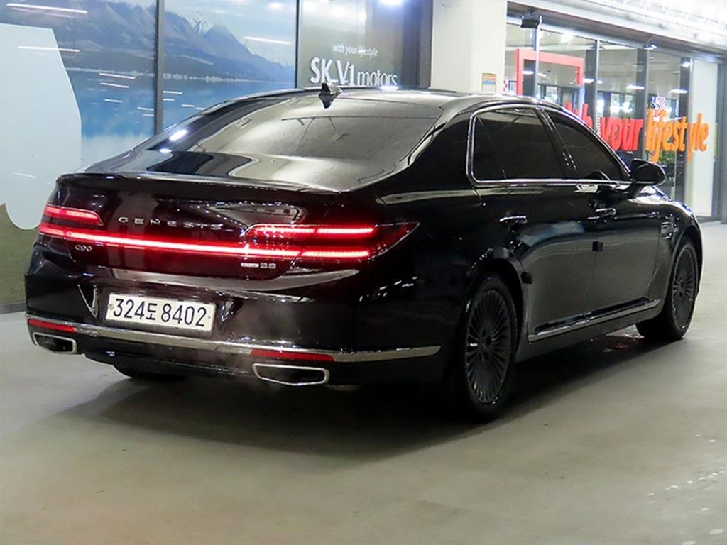 Genesis G90 - Vista 4