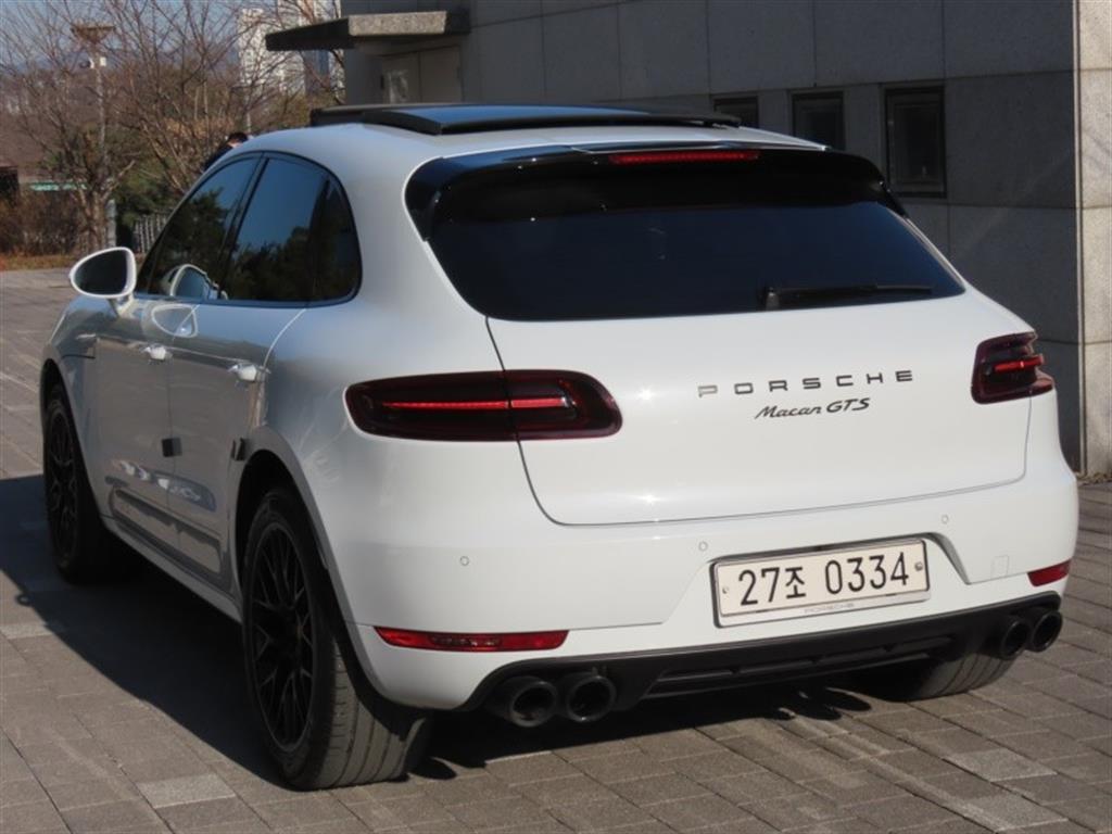 Porsche Macan - Vista 7