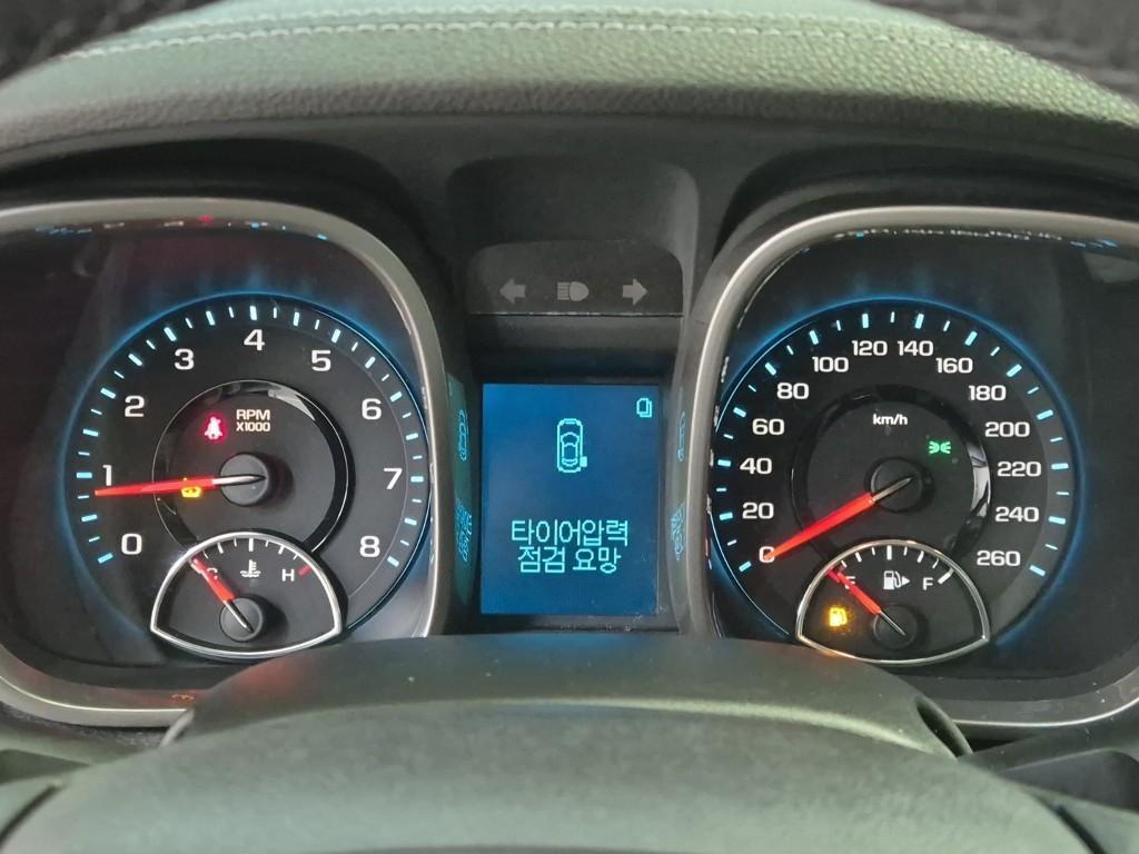 Chevrolet Malibu - Vista 6