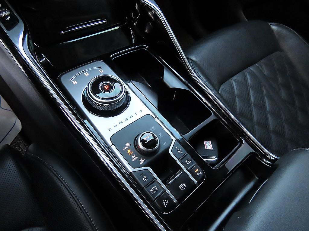 KIA Sorento - Vista 11