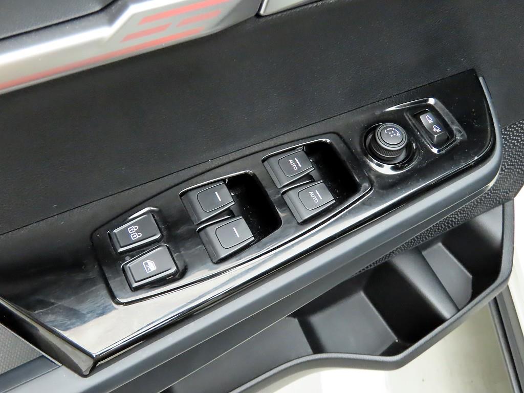 Ssangyong Torres - Vista 12