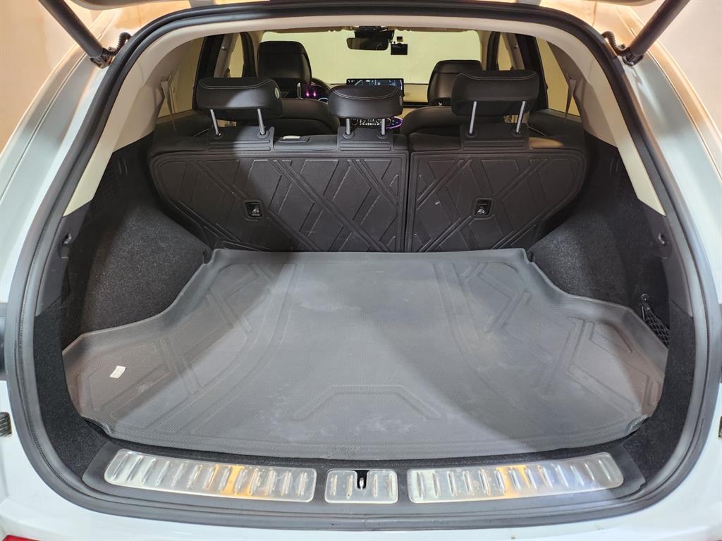 Genesis GV70 - Vista 5