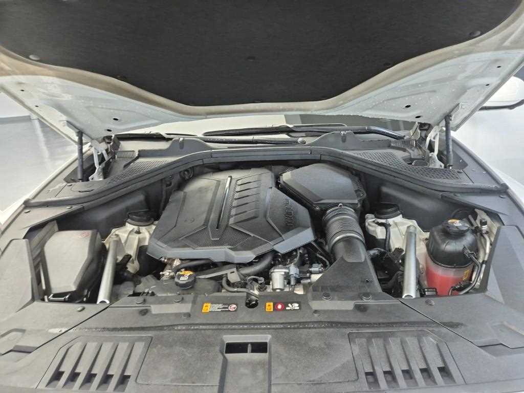 Genesis GV80 - Vista 5