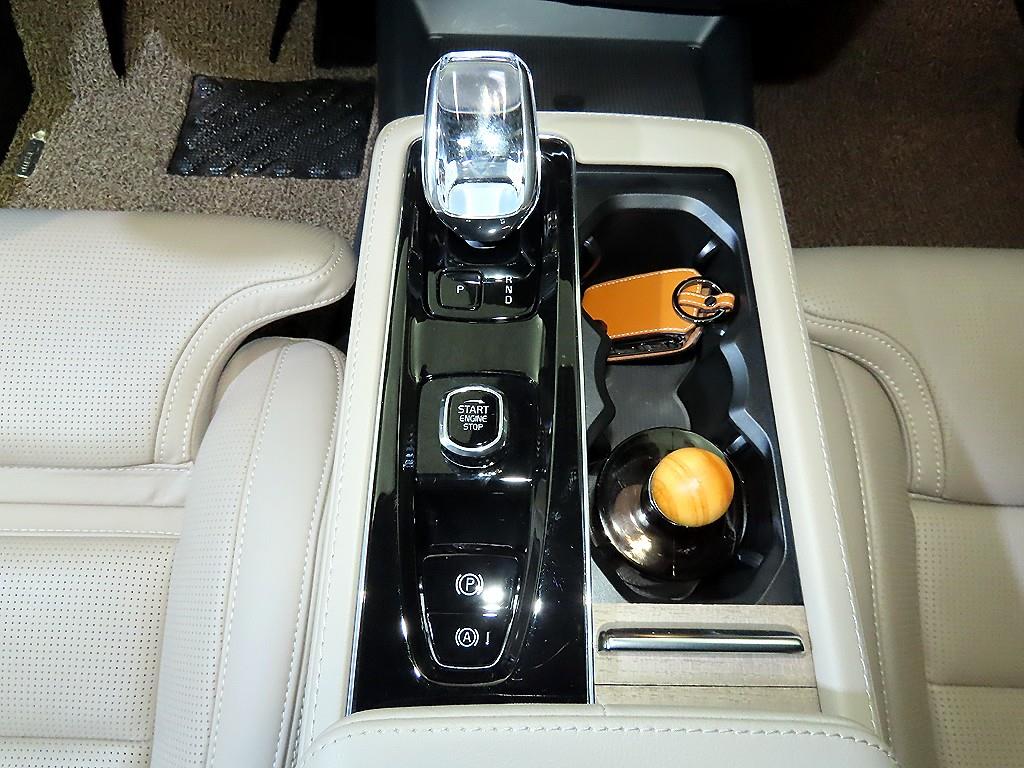 Volvo S90 - Vista 12