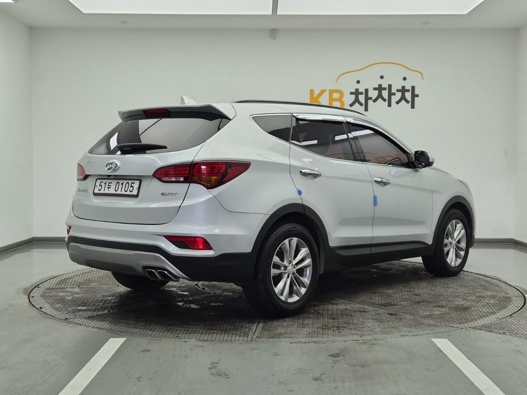 HYUNDAI Santa Fe - Vista 4