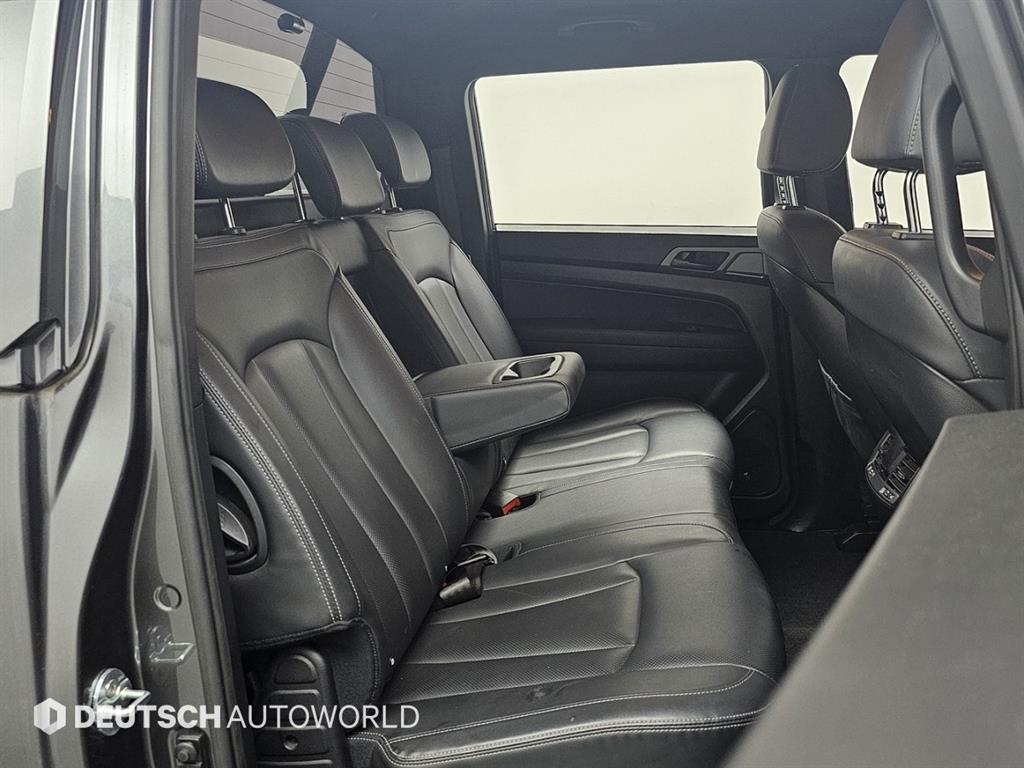 Ssangyong Rexton - Vista 12