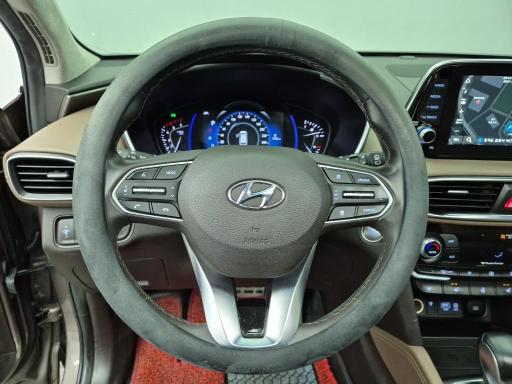 HYUNDAI Santa Fe - Vista 9