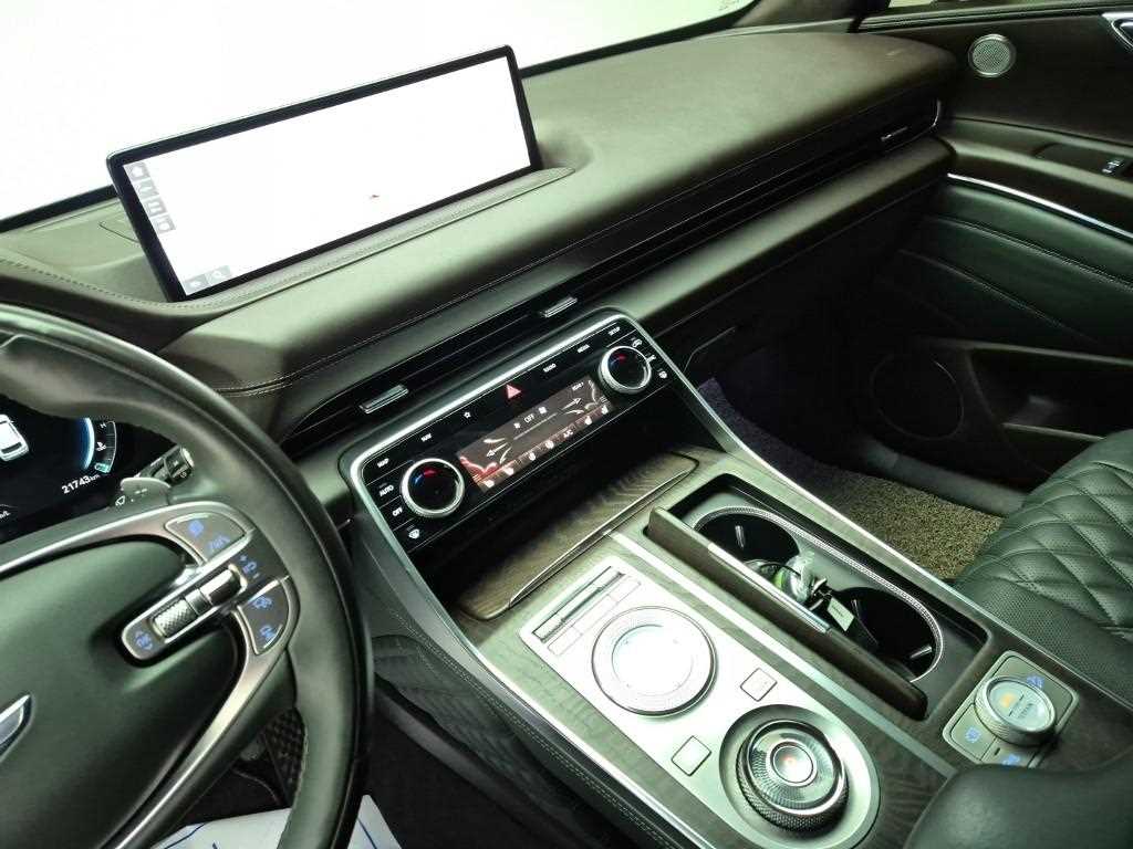 Genesis GV80 - Vista 10