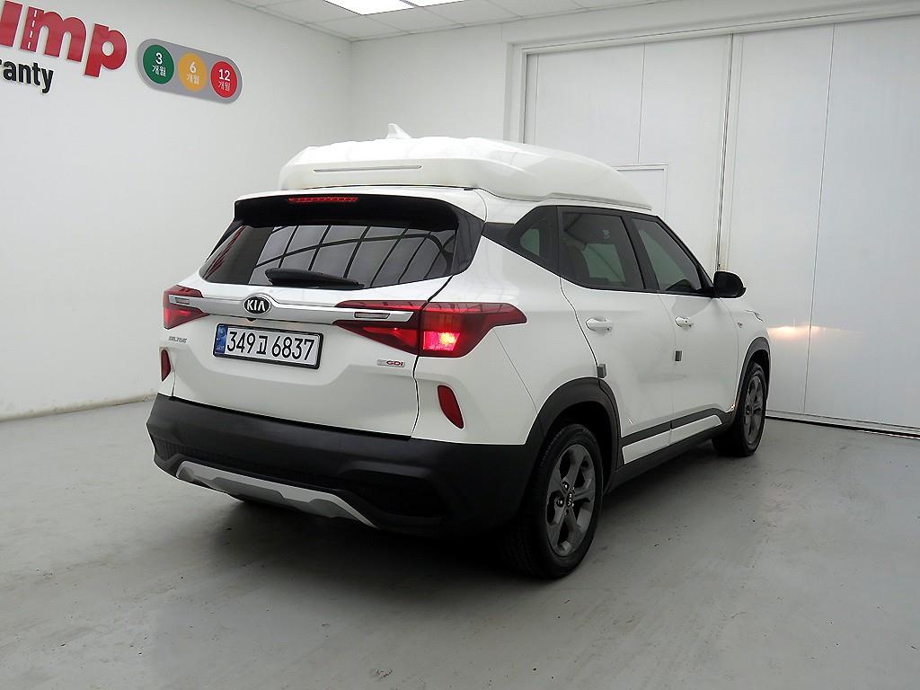 KIA Seltos - Vista 4