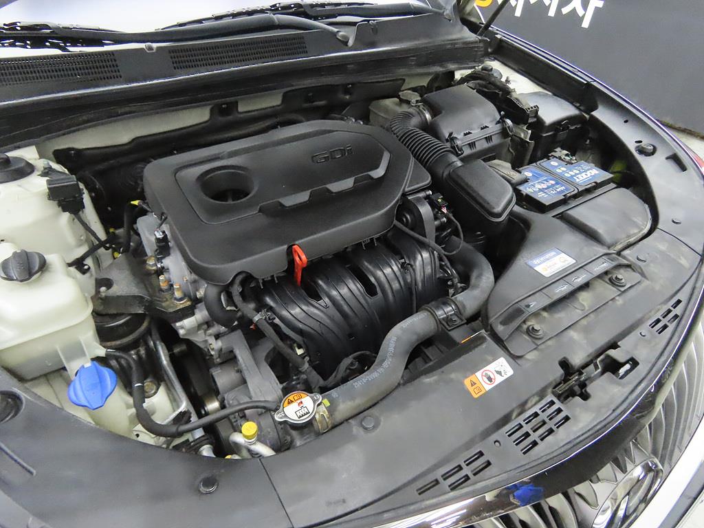 HYUNDAI Grandeur 2015 Blanco - Importación desde Corea - HF Imports Iquique - Foto 19