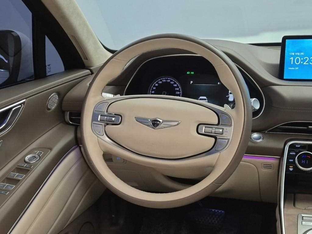 Genesis GV80 - Vista 9