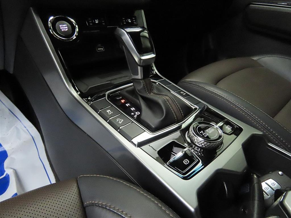 Ssangyong Korando - Vista 9