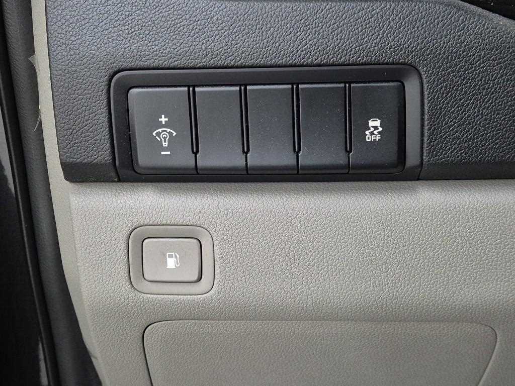 KIA Carnival 2019 Gris - Importación desde Corea - HF Imports Iquique - Foto 18